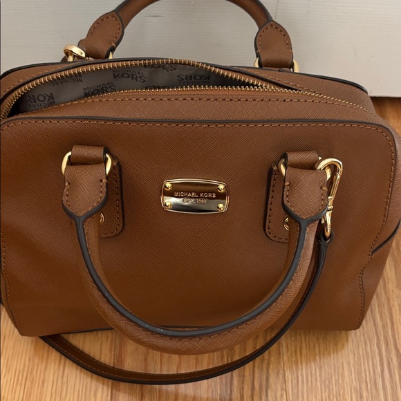 Michael Kors Sandrine Satchel Crossbody Strap Bag Saffiano Leather - Picture 14 of 15